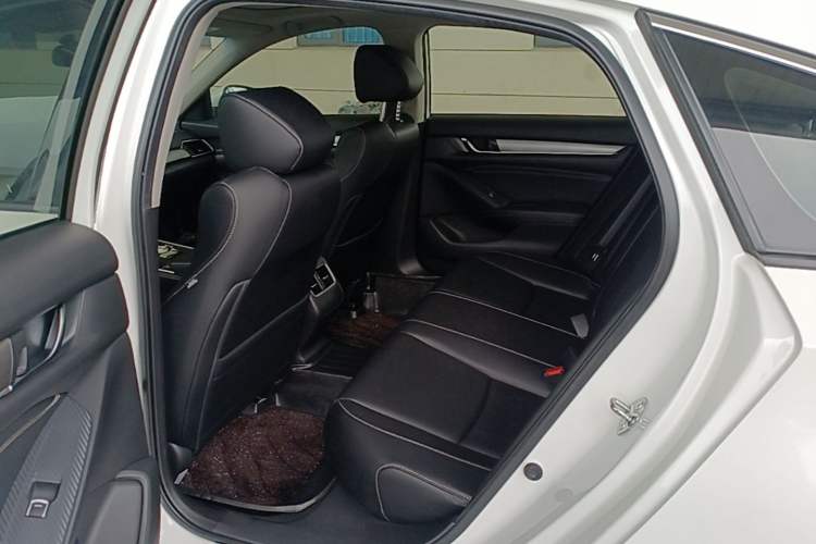 Used Honda Inspire 2019 260TURBO Elegant Edition China VI Emission Standard Left Rear Seat
