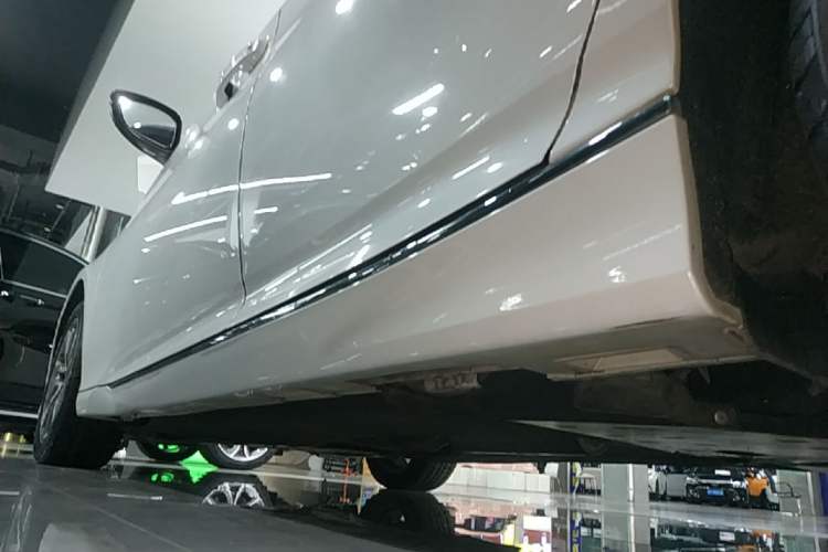 Used Honda Inspire 2019 260TURBO Elegant Edition China VI Emission Standard Left Side Sill
