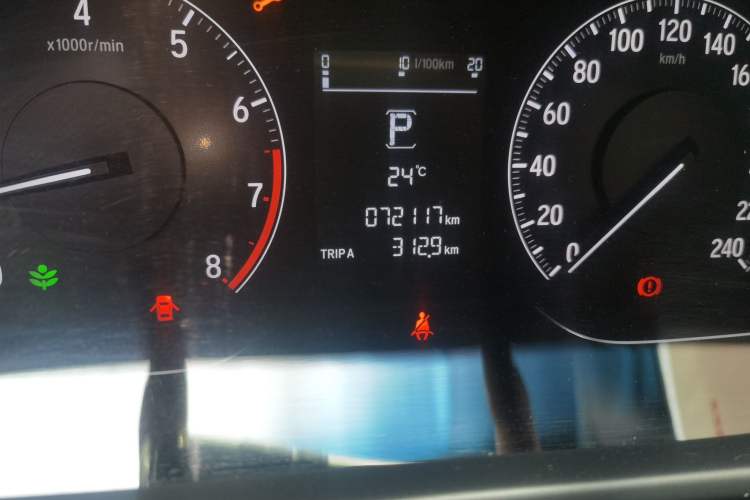 Used Honda Inspire 2019 260TURBO Elegant Edition China VI Emission Standard Odometer Close Up