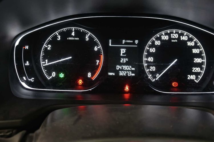 Used Honda Inspire 2019 260TURBO Elegant Edition China V Emission Standard Odometer Close Up