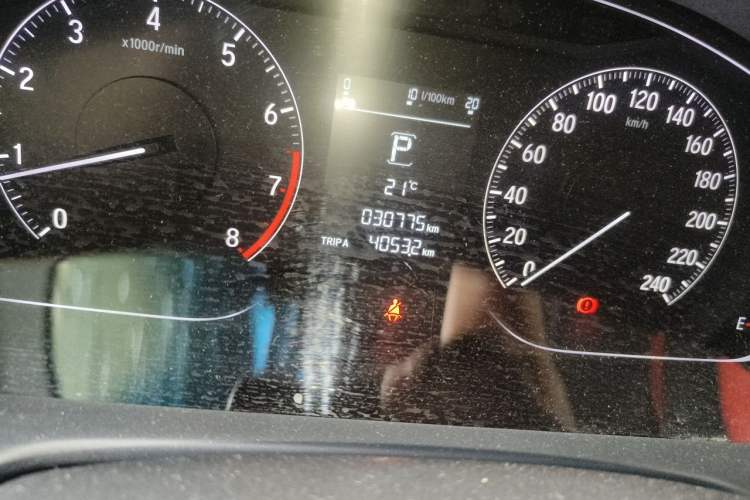 Used Honda Inspire 2019 260TURBO Elegant Edition China VI Emission Standard Odometer Close Up