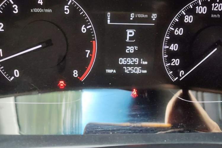 Used Honda Inspire 2019 260TURBO Elegant Edition China VI Emission Standard Odometer Close Up