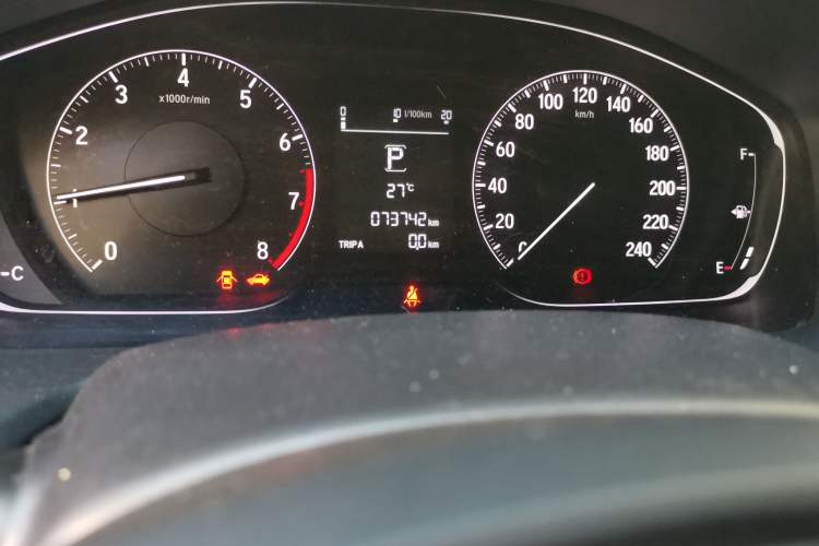 Used Honda Inspire 2019 260TURBO Elegant Edition China VI Emission Standard Odometer Close Up