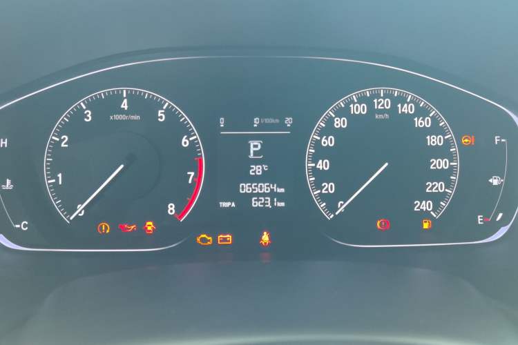 Used Honda Inspire 2019 260TURBO Elegant Edition China VI Emission Standard Odometer Close Up