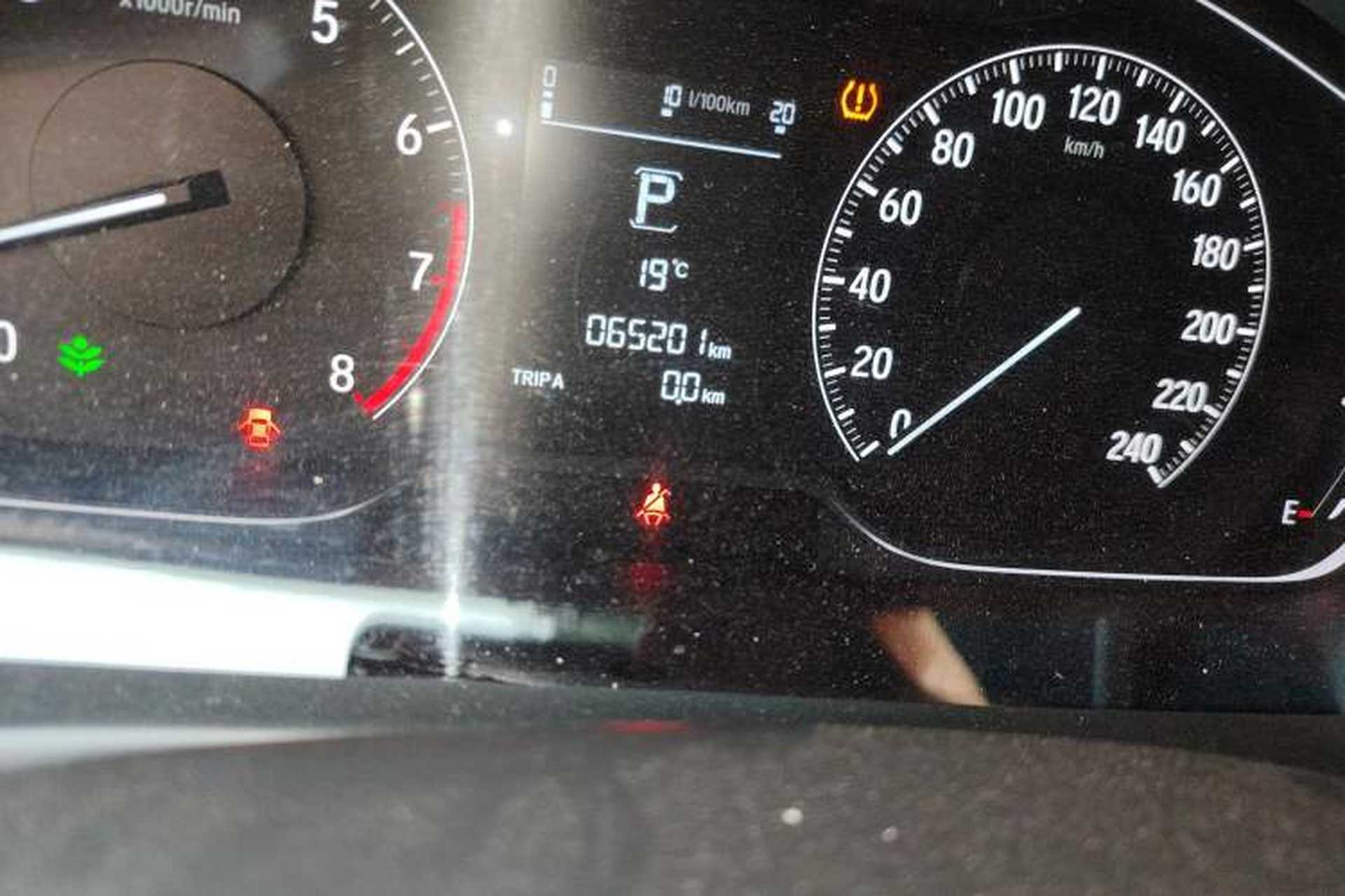 Used Honda Inspire 2019 260TURBO Elegant Edition China VI Emission Standard Odometer Close Up