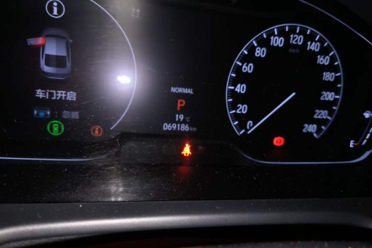 Used Honda Inspire 2019 260TURBO Elite Edition China VI Odometer Close Up