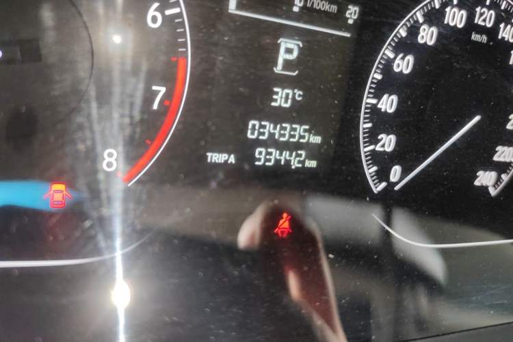 Used Honda Inspire 2019 260TURBO Elegant Edition China VI Emission Standard Odometer Close Up