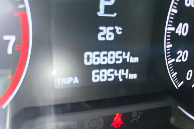 Used Honda Inspire 2019 260TURBO Elegant Edition China VI Emission Standard Odometer Close Up