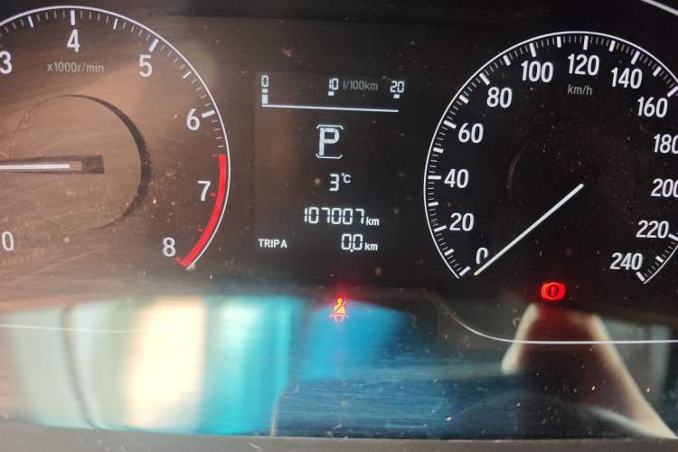 Used Honda Inspire 2019 260TURBO Elegant Edition China V Emission Standard Odometer Close Up