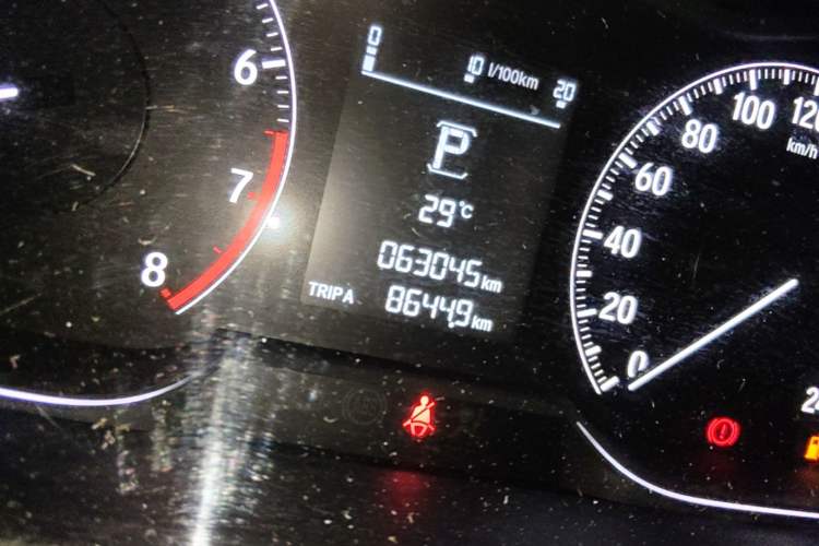 Used Honda Inspire 2019 260TURBO Elegant Edition China VI Emission Standard Odometer Close Up