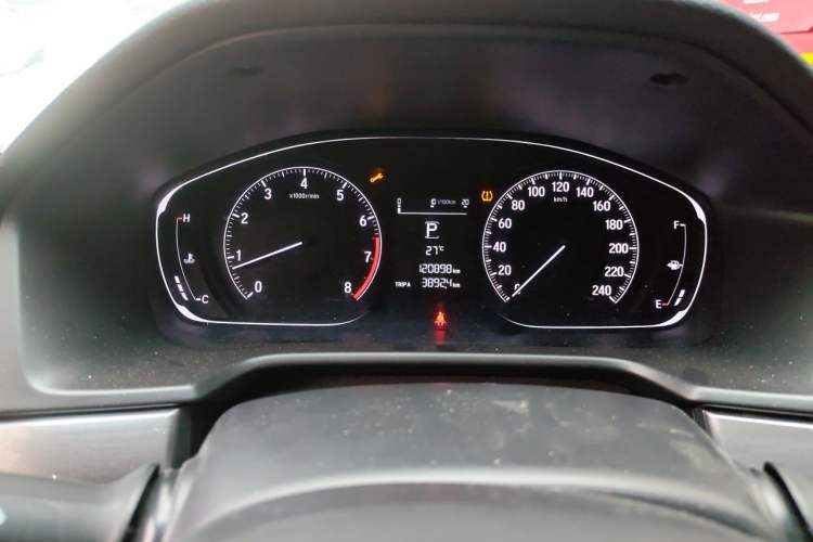 Used Honda Inspire 2019 260TURBO Elegant Edition China V Emission Standard Odometer Close Up