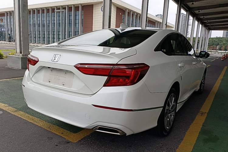 Used Honda Inspire 2019 260TURBO Elegant Edition China VI Emission Standard Rear Right 45 Deg