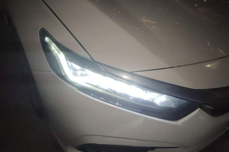 Used Honda Inspire 2019 260TURBO Elegant Edition China VI Emission Standard Right Front Headlight