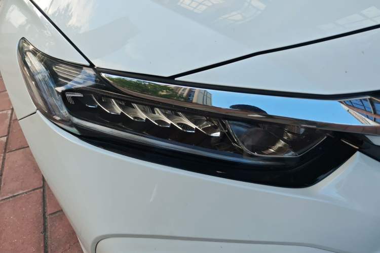 Used Honda Inspire 2019 260TURBO Elegant Edition China V Emission Standard Right Front Headlight