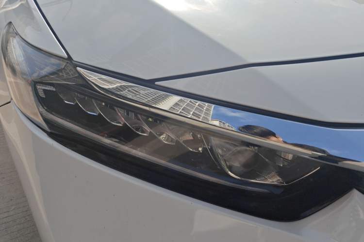 Used Honda Inspire 2019 260TURBO Elegant Edition China V Emission Standard Right Front Headlight