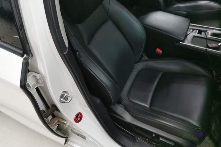 Used Honda Inspire 2019 260TURBO Elegant Edition China VI Emission Standard Right Front Seat