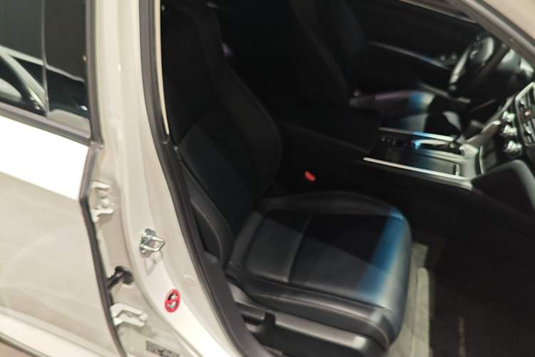 Used Honda Inspire 2019 260TURBO Elegant Edition China VI Emission Standard Right Front Seat