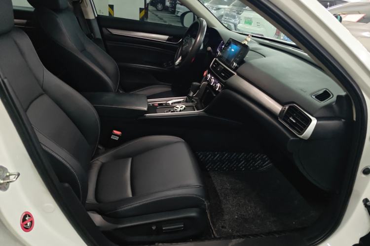 Used Honda Inspire 2019 260TURBO Elegant Edition China VI Emission Standard Right Front Seat