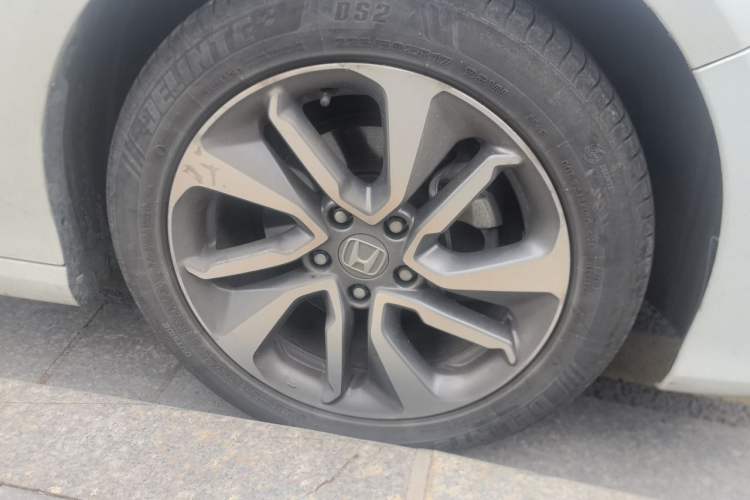 Used Honda Inspire 2019 260TURBO Elegant Edition China VI Emission Standard Right Front Wheel Hub