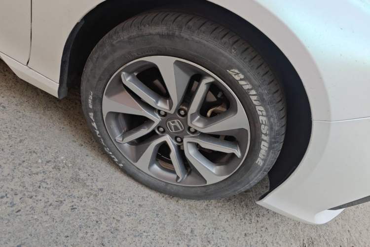 Used Honda Inspire 2019 260TURBO Elegant Edition China V Emission Standard Right Front Wheel Hub