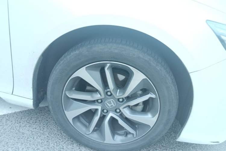Used Honda Inspire 2019 260TURBO Elegant Edition China V Standard Right Front Wheel Hub