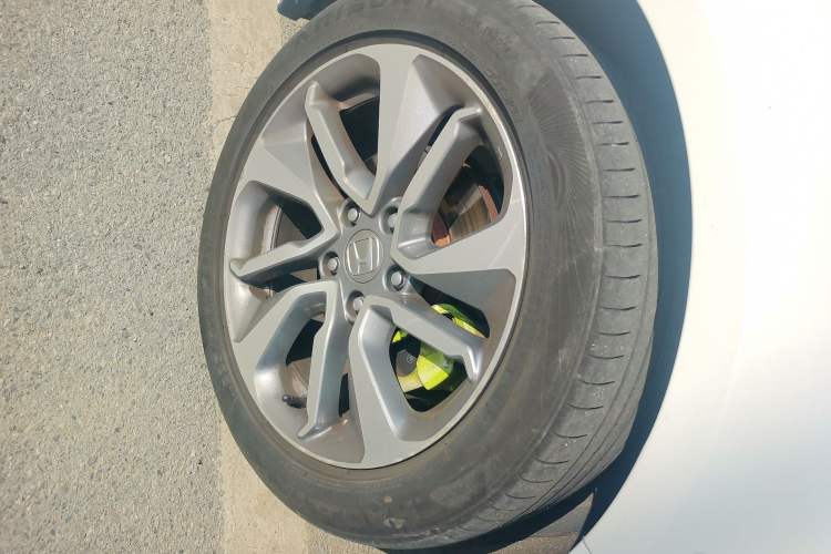 Used Honda Inspire 2019 260TURBO Jingyue Edition China VI Right Front Wheel Hub