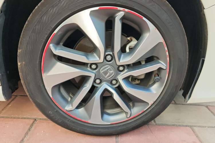 Used Honda Inspire 2019 260TURBO Elegant Edition China V Emission Standard Right Front Wheel Hub