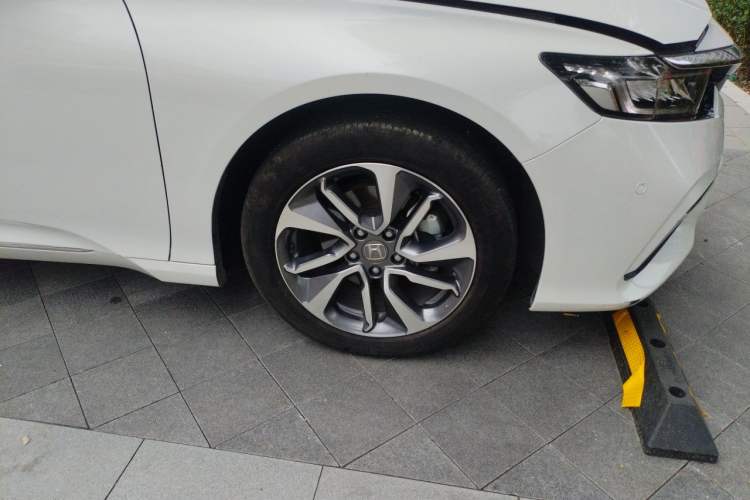 Used Honda Inspire 2019 260TURBO Elegant Edition China VI Emission Standard Right Front Wheel Hub