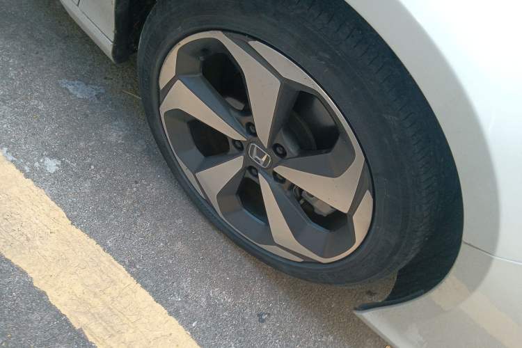 Used Honda Inspire 2019 Rui·Hybrid 2.0L Jingyue Edition China VI Emission Standard Right Front Wheel Hub