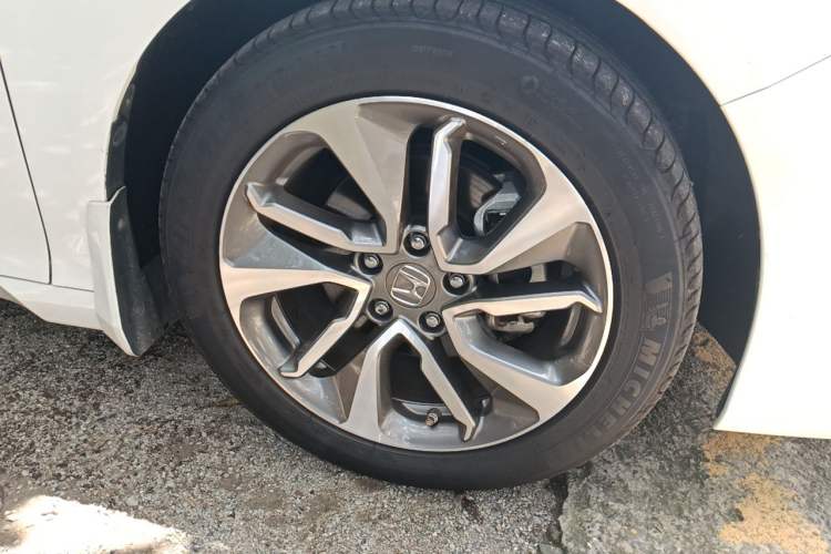 Used Honda Inspire 2019 260TURBO Elegant Edition China VI Emission Standard Right Front Wheel Hub
