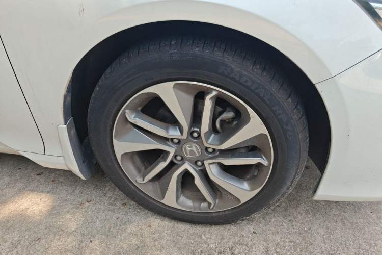 Used Honda Inspire 2019 260TURBO Elegant Edition China V Standard Right Front Wheel Hub