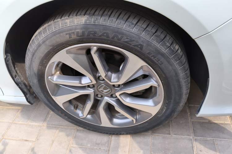 Used Honda Inspire 2019 260TURBO Elegant Edition China VI Emission Standard Right Front Wheel Hub