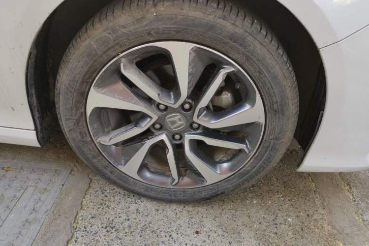 Used Honda Inspire 2019 260TURBO Elegant Edition China VI Emission Standard Right Front Wheel Hub