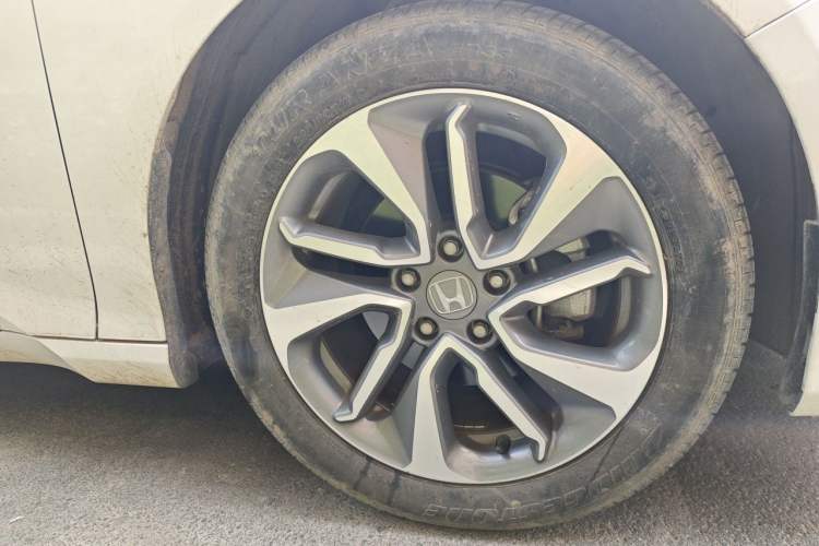 Used Honda Inspire 2019 260TURBO Elegant Edition China VI Emission Standard Right Front Wheel Hub