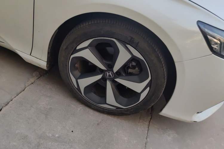 Used Honda Inspire 2019 Rui Hybrid 2.0L Jing Shang Edition China V Emission Standard Right Front Wheel Hub