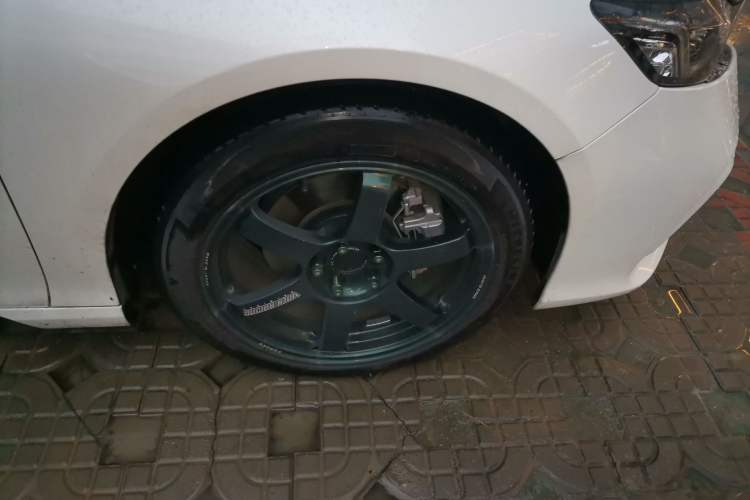 Used Honda Inspire 2019 Rui·Hybrid 2.0L Jingyue Edition China VI Emission Standard Right Front Wheel Hub