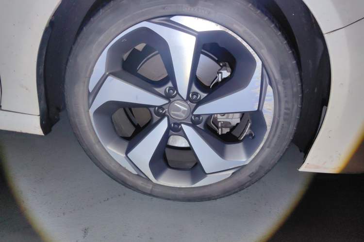 Used Honda Inspire 2019 Rui·Hybrid 2.0L Jingyue Edition China VI Emission Standard Right Front Wheel Hub