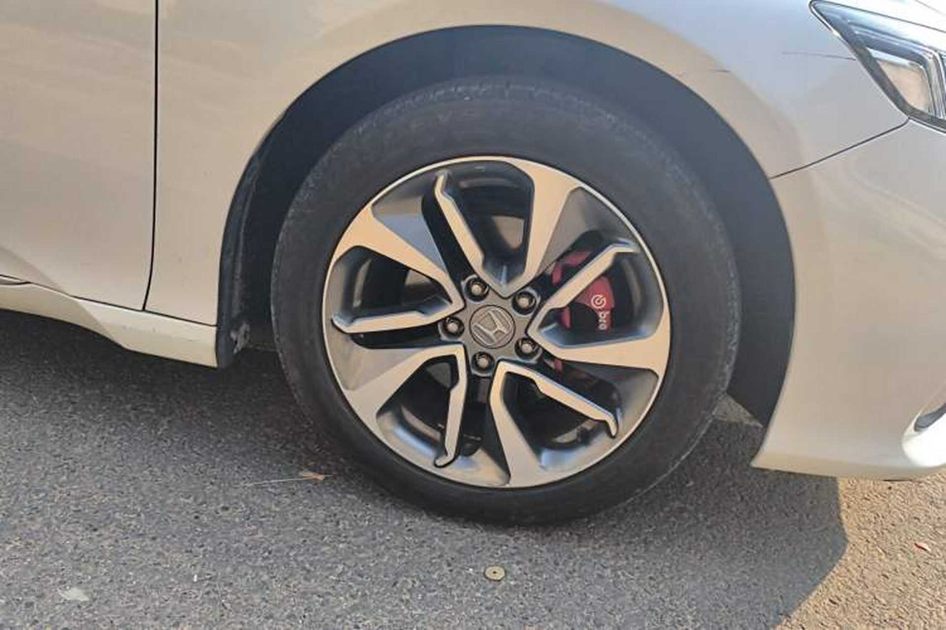 Used Honda Inspire 2019 260TURBO Elegant Edition China V Emission Standard Right Front Wheel Hub