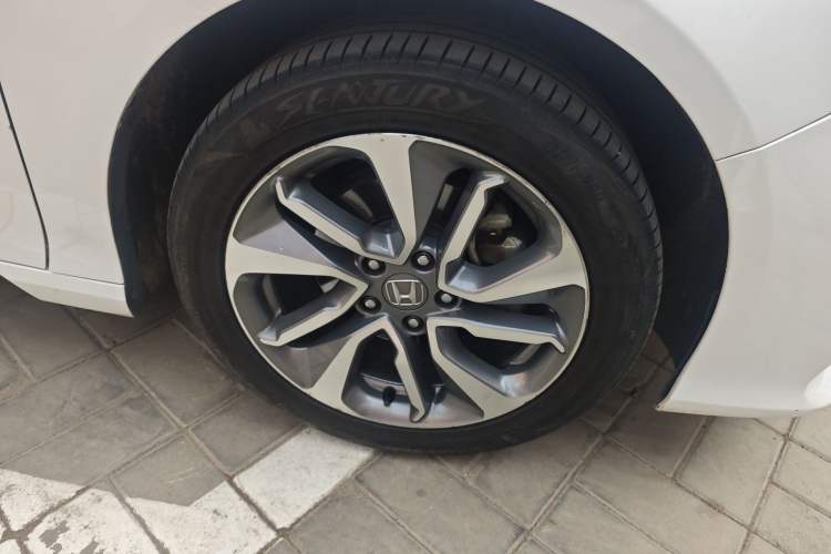 Used Honda Inspire 2019 260TURBO Elegant Edition China V Emission Standard Right Front Wheel Hub