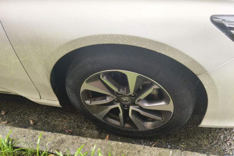 Used Honda Inspire 2019 260TURBO Elegant Edition China V Standard Right Front Wheel Hub