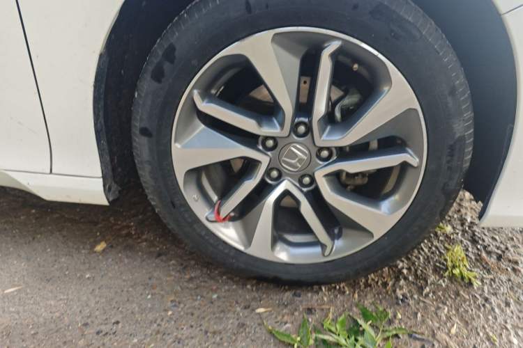 Used Honda Inspire 2019 260TURBO Elegant Edition China VI Emission Standard Right Front Wheel Hub