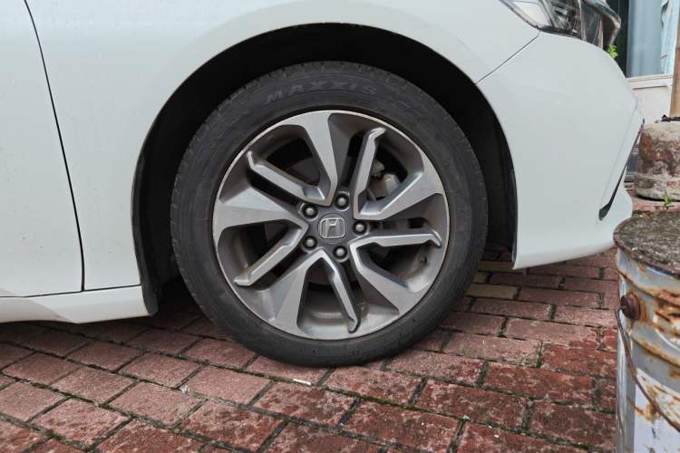 Used Honda Inspire 2019 260TURBO Elegant Edition China VI Emission Standard Right Front Wheel Hub