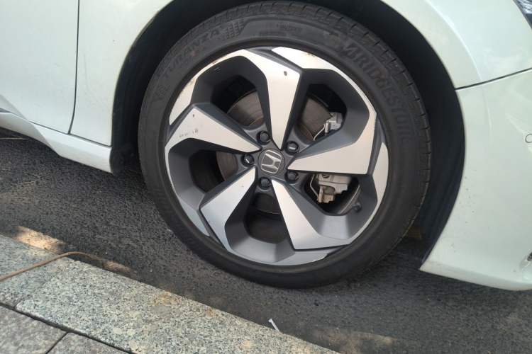 Used Honda Inspire 2019 Rui·Hybrid 2.0L Jing Shang Edition China VI Right Front Wheel Hub