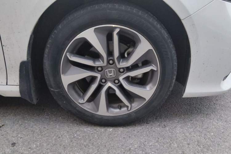 Used Honda Inspire 2019 260TURBO Elegant Edition China VI Emission Standard Right Front Wheel Hub