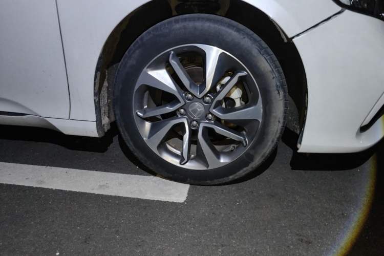Used Honda Inspire 2019 260TURBO Elegant Edition China VI Emission Standard Right Front Wheel Hub