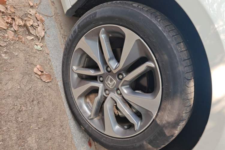Used Honda Inspire 2019 260TURBO Elegant Edition China VI Emission Standard Right Front Wheel Hub