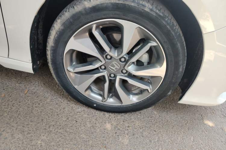 Used Honda Inspire 2019 260TURBO Jingyue Edition China VI Right Front Wheel Hub