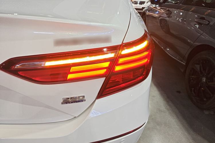 Used Honda Inspire 2019 260TURBO Elegant Edition China VI Emission Standard Right Rear Taillight