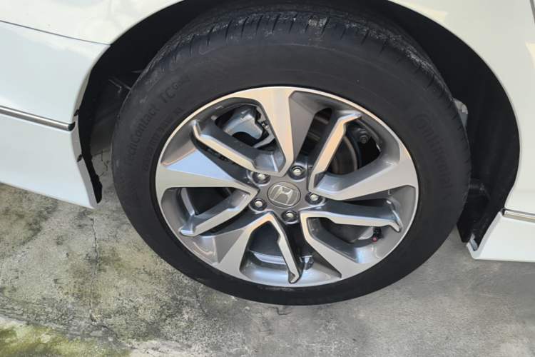 Used Honda Inspire 2019 260TURBO Elegant Edition China VI Emission Standard Right Rear Wheel Hub