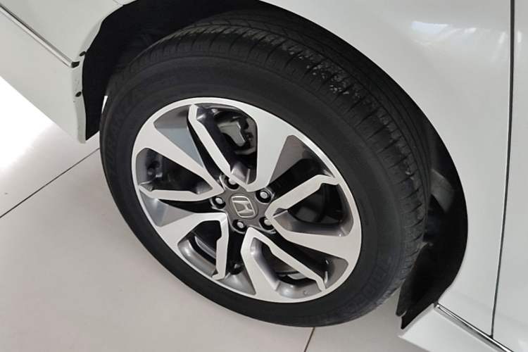 Used Honda Inspire 2019 260TURBO Elegant Edition China VI Emission Standard Right Rear Wheel Hub
